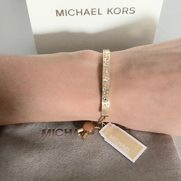 LAST 1 ⭐️ MK Bijou studded drawstring bracelet - Picture 3 of 4